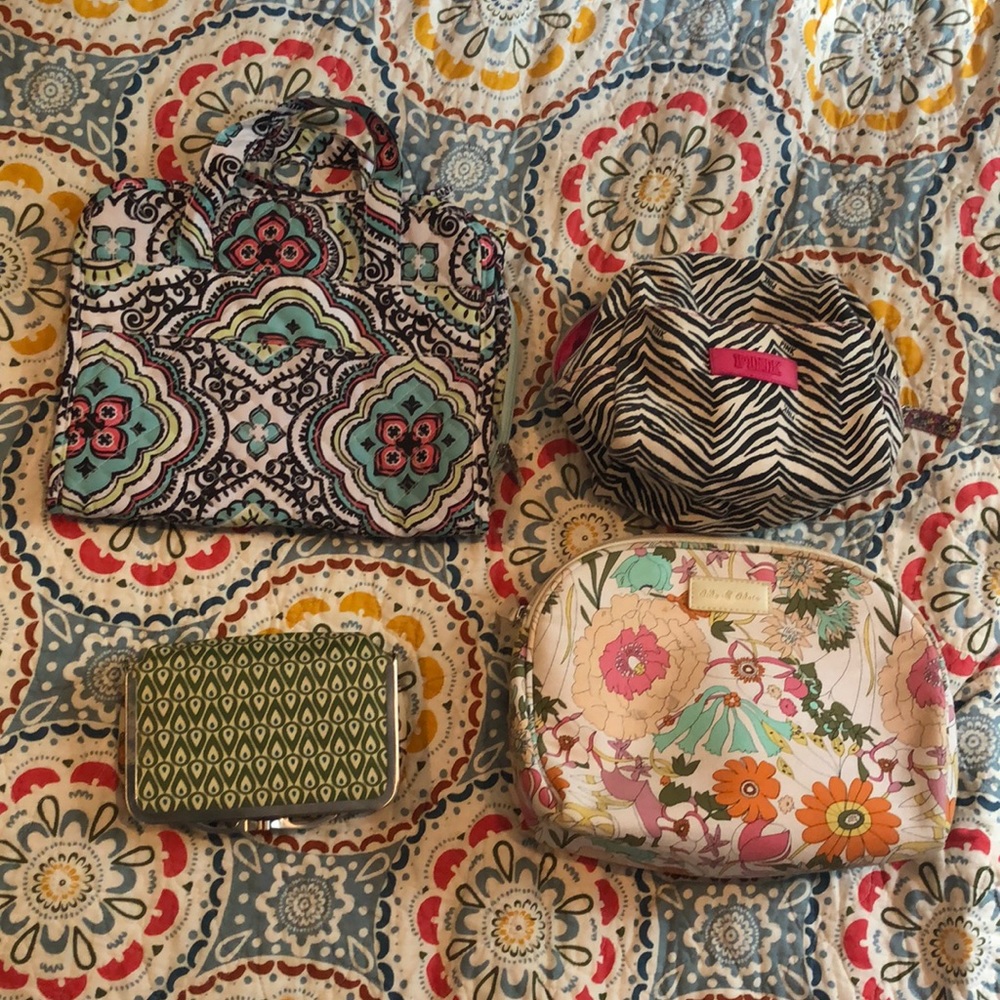Makeup/cosmetic bags $10